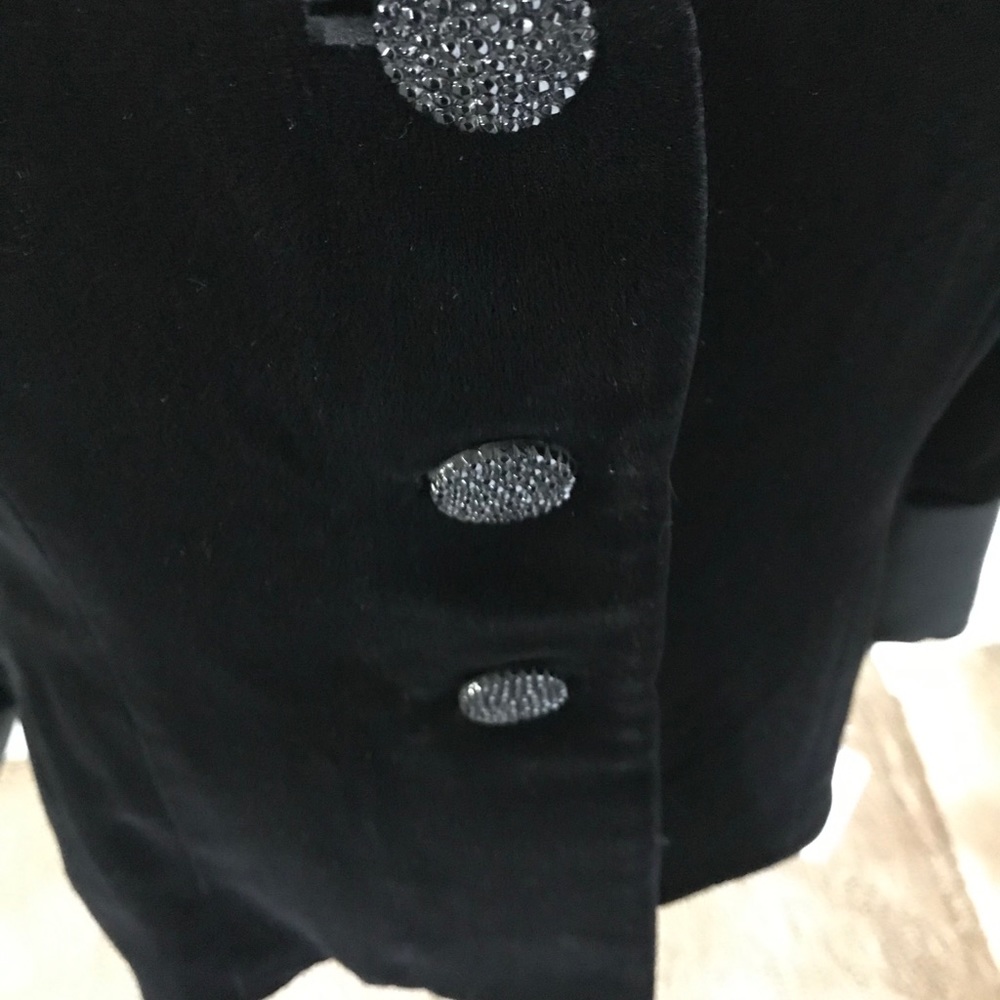 Jacket - Picture 6 of 6